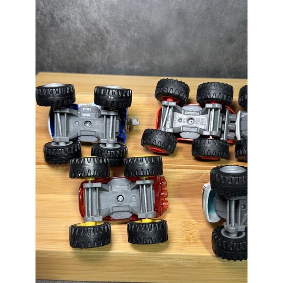 Blaze and the Monster Machines Diecast Trucks Variety Lot of 5 - Picture 5 of 6